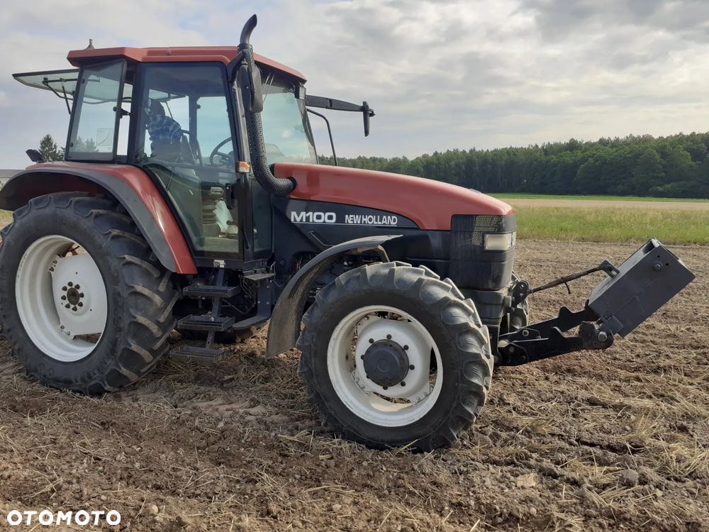 New Holland M100 - 23
