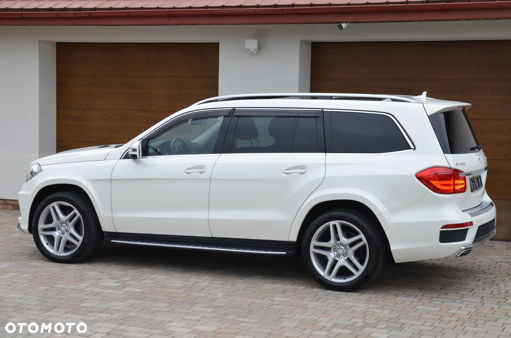 Mercedes-Benz GL 500 4Matic (BlueEFFICIENCY) 7G-TRONIC - 17