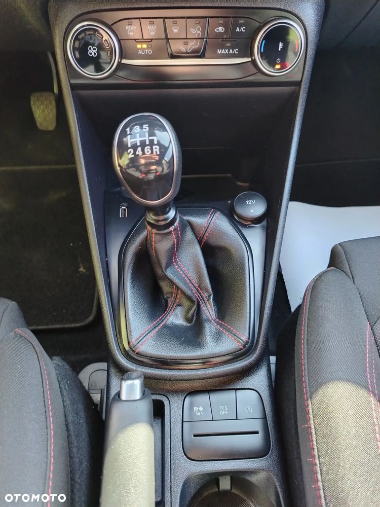 Ford Fiesta 1.0 EcoBoost mHEV ST-Line - 13