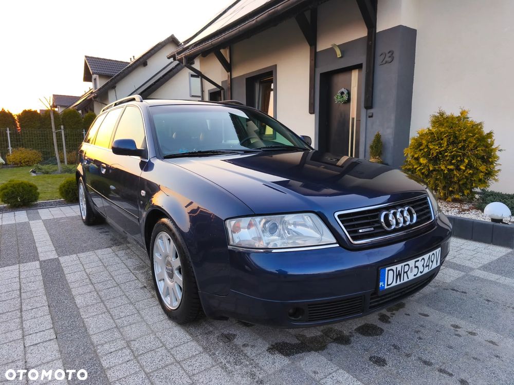 Audi A6 Avant 2.8 30V Quattro - 1