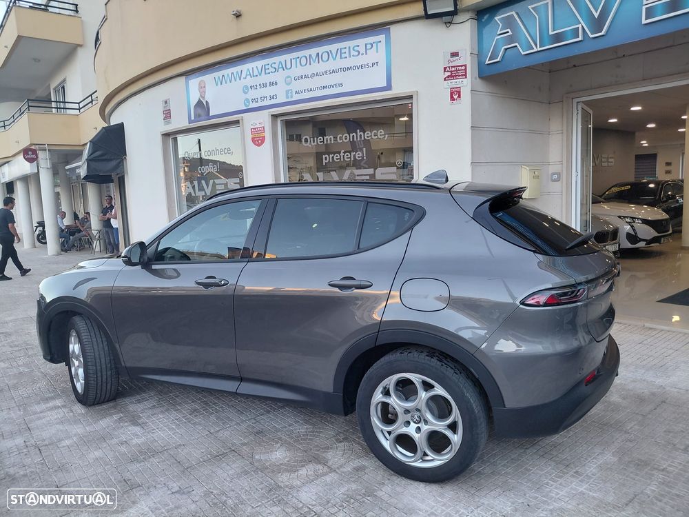 Alfa Romeo Tonale 1.3 Plug-In Hybrid TI e-AWD - 5
