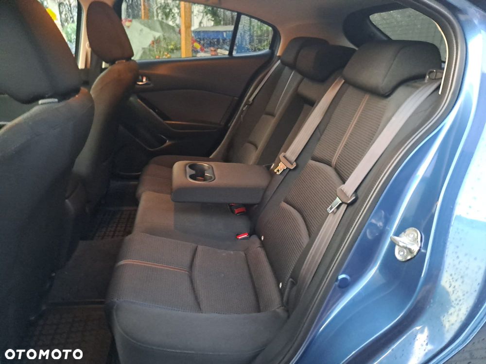 Mazda 3 - 13
