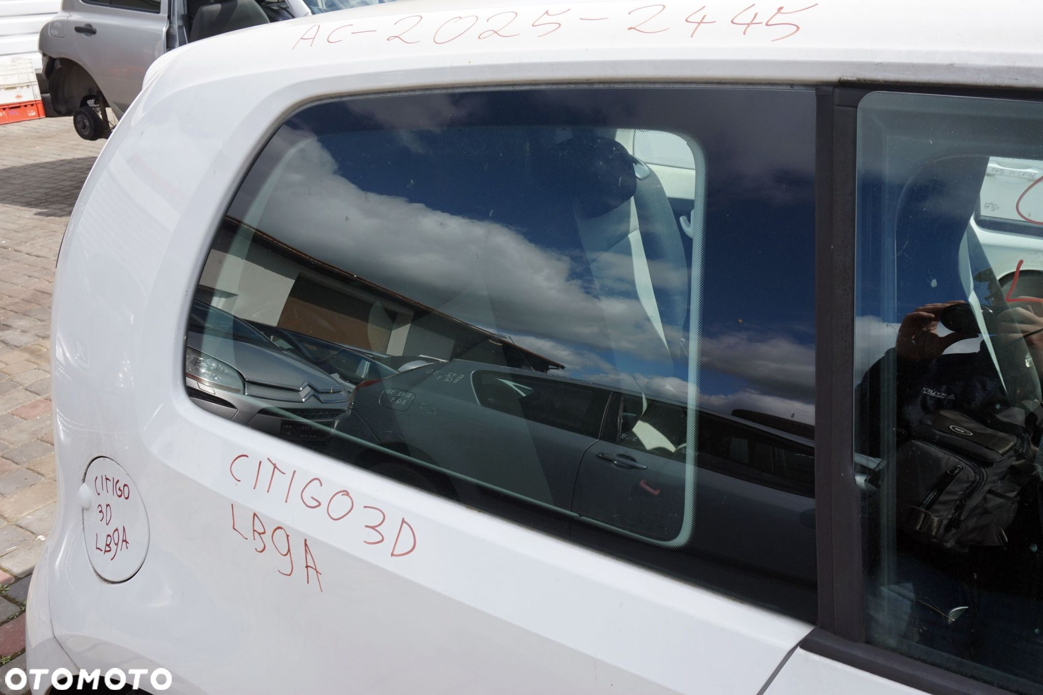 SZYBA KAROSERYJNA TYLNA PRAWA BOCZNA CITIGO NF1 3D HB 1ST845042K SKODA 2011-2019 - 3