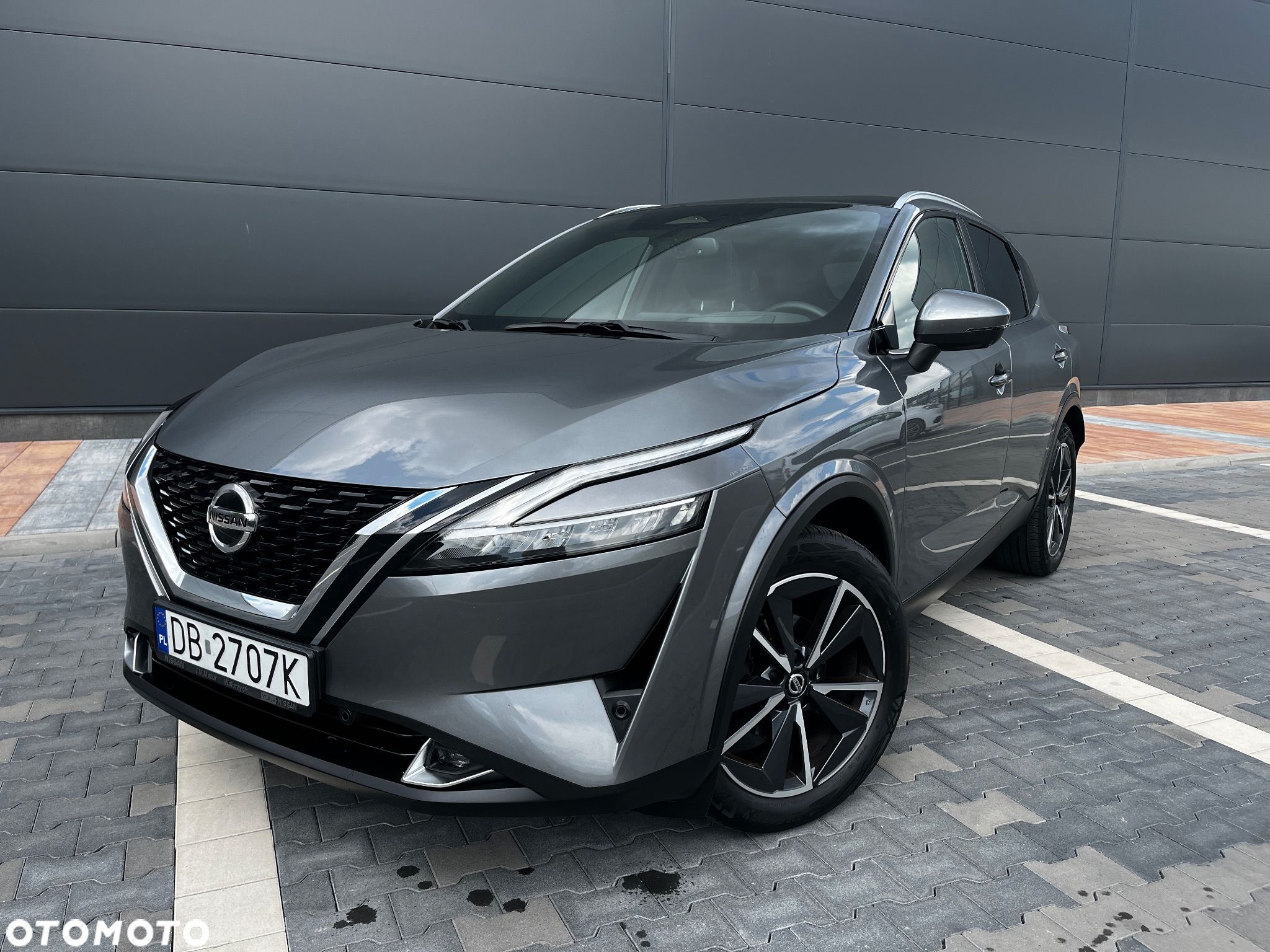 Nissan Qashqai - 1