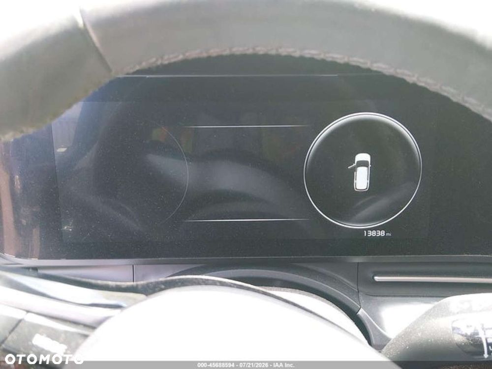 Kia Carnival - 11