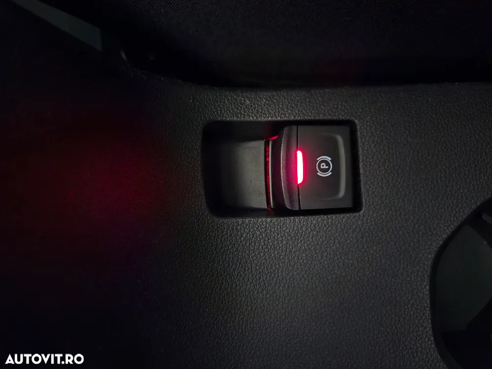 Dacia Sandero Stepway TCe 90 MT6 Comfort - 17