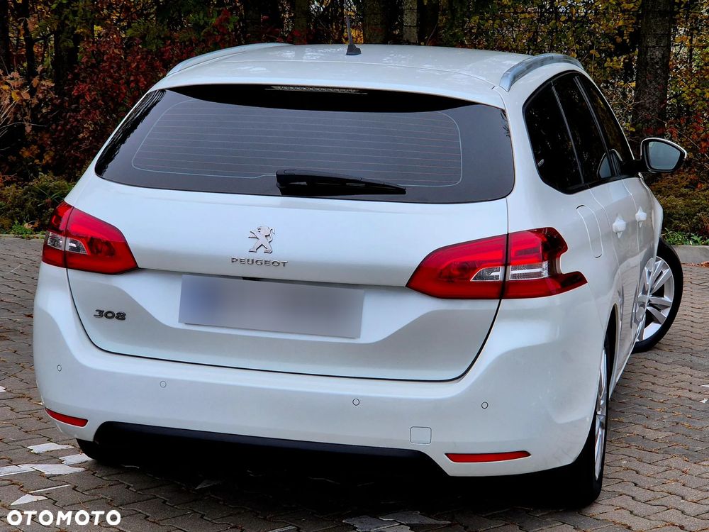 Peugeot 308 - 11