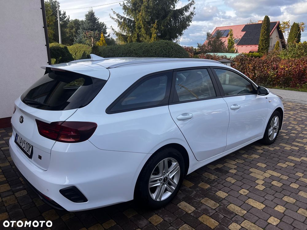 Kia Ceed 1.5 T-GDI GT-Line - 8