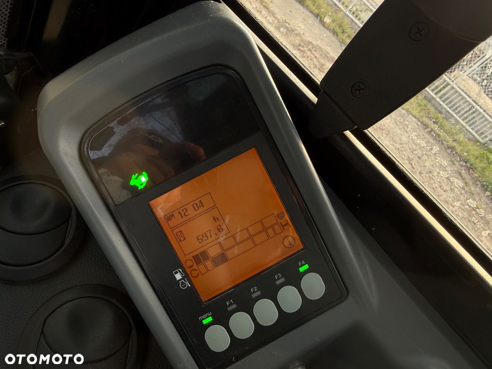 Yanmar Minikoparka ViO27 - 33