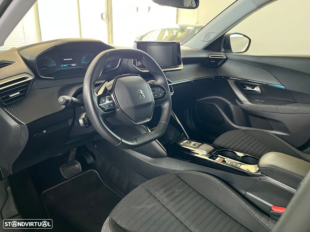 Peugeot e-2008 - 7