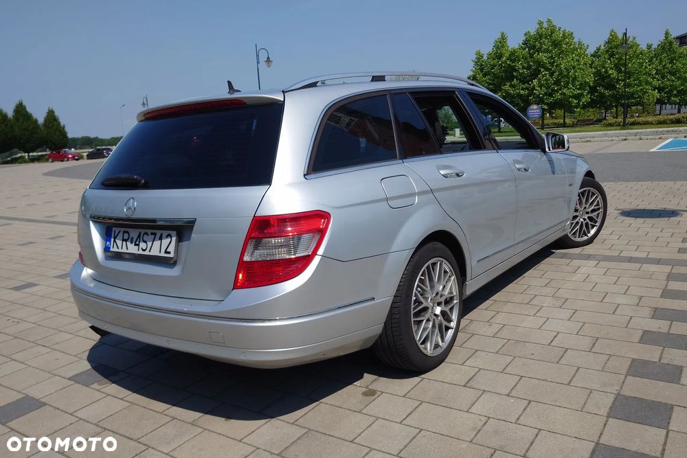 Mercedes-Benz Klasa C 180 Kompressor Automatik BlueEFFICIENCY Avantgarde - 8