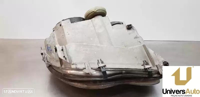 FAROL ESQUERDO MERCEDES-BENZ CLASSE C 2002 -A2038200161 - 3