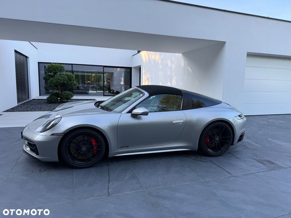 Porsche 911 Targa 4 GTS - 13