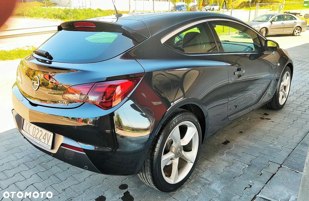 Opel Astra 1.4 Turbo Innovation - 11
