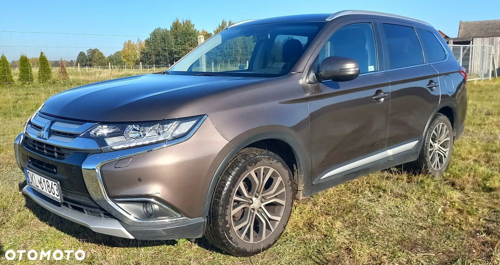 Mitsubishi Outlander - 9