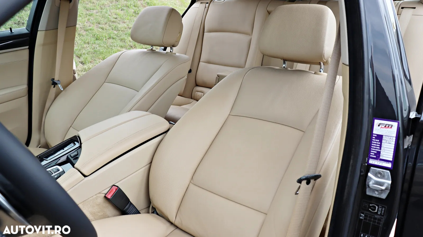 BMW Seria 5 525d Touring Sport-Aut. - 16