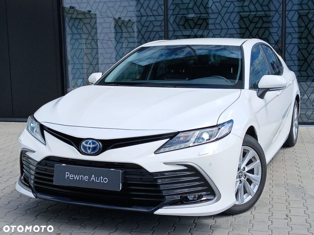 Toyota Camry - 10