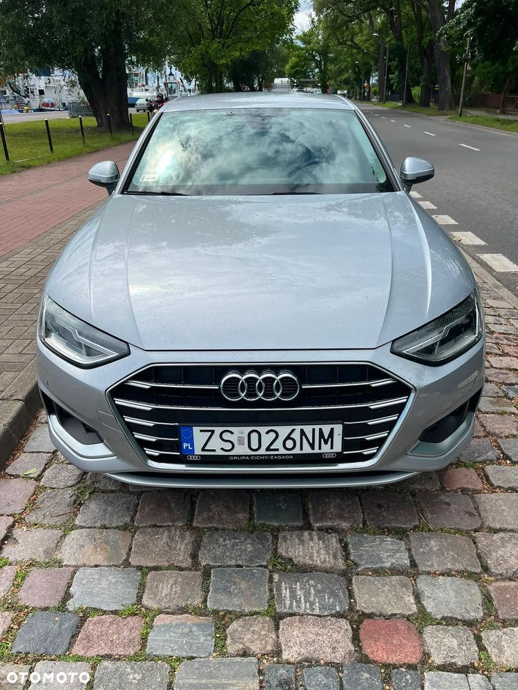Audi A4 Limousine - 11