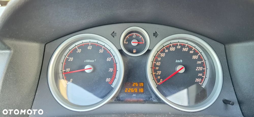 Opel Astra 1.8 Sport - 5
