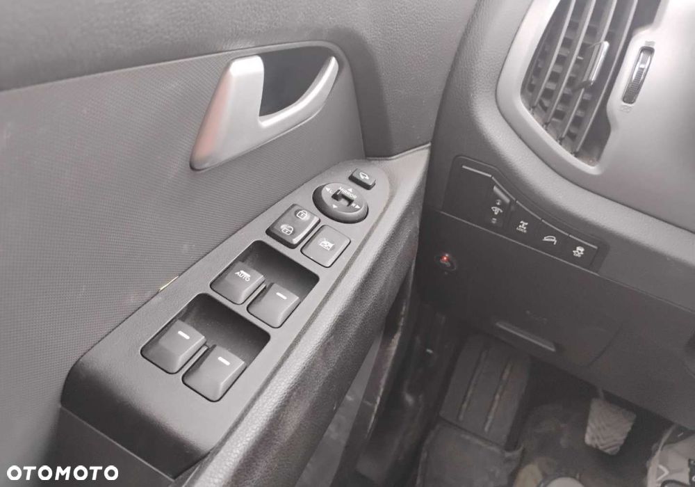 Kia Sportage - 11
