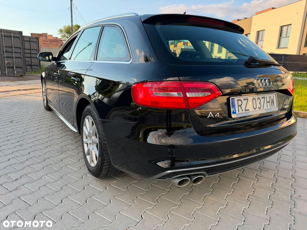 Audi A4 Limousine - 15