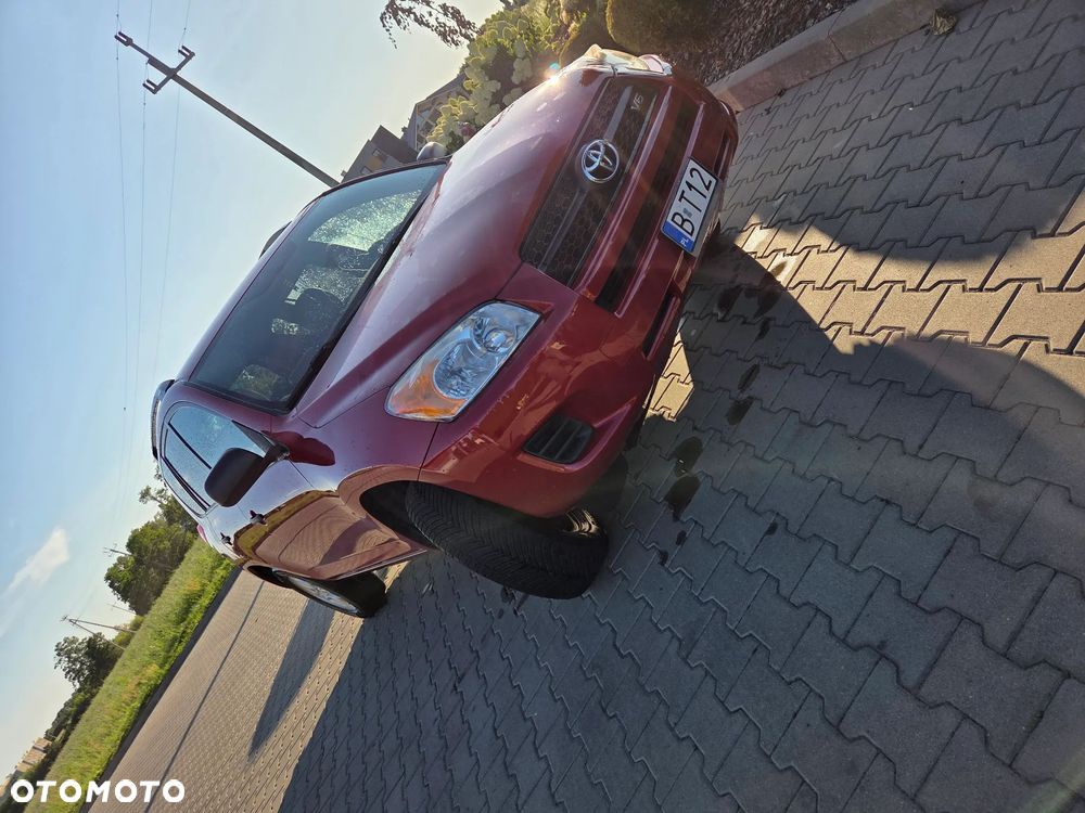 Toyota RAV4 - 4