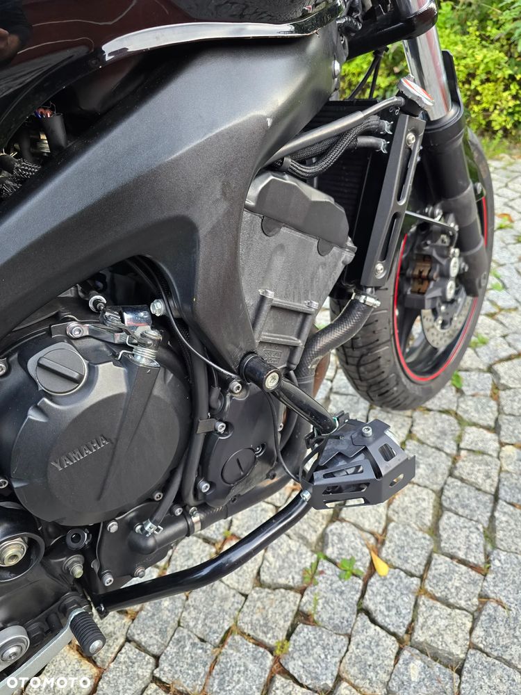 Yamaha FZ6 - 12