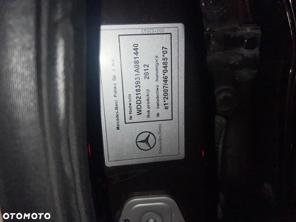 Mercedes-Benz CLS 350 CDI 4-Matic BlueEff - 26
