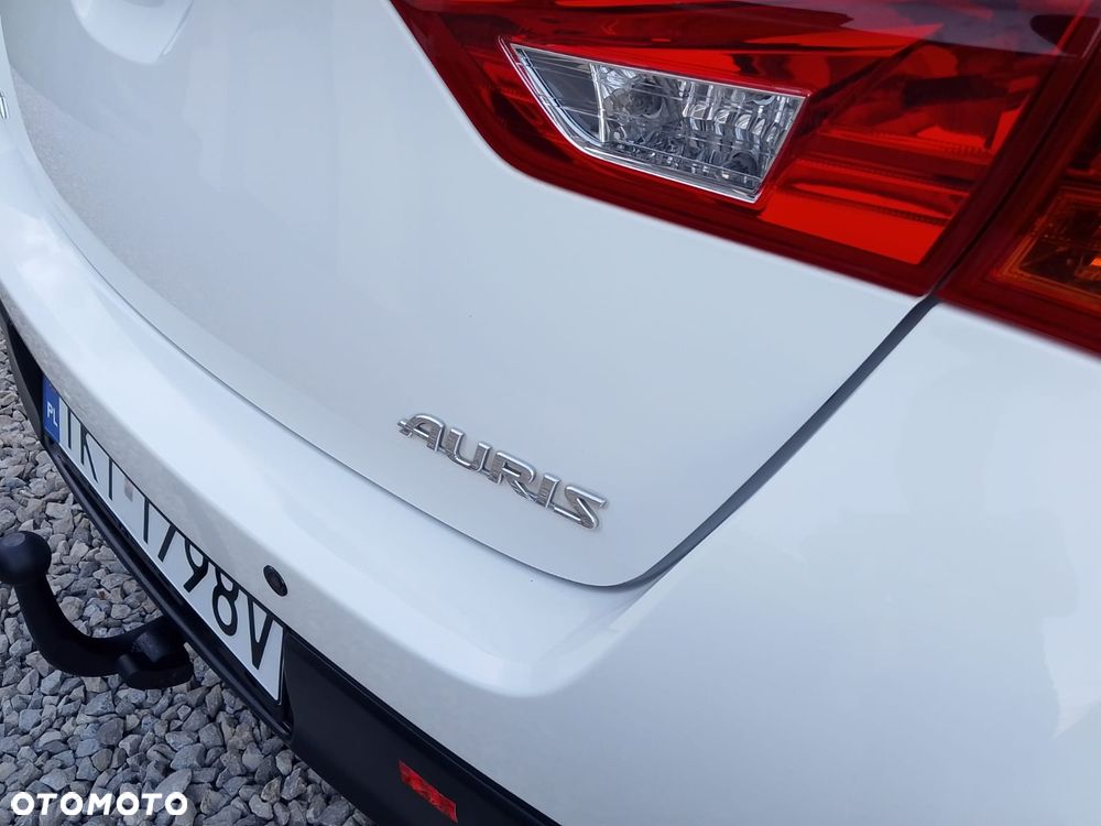 Toyota Auris 1.33 Dual-VVT-i Comfort - 32