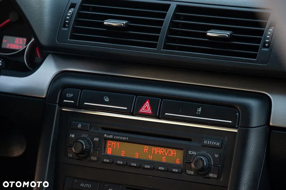 Audi A4 Avant 2.0 TDI - 28