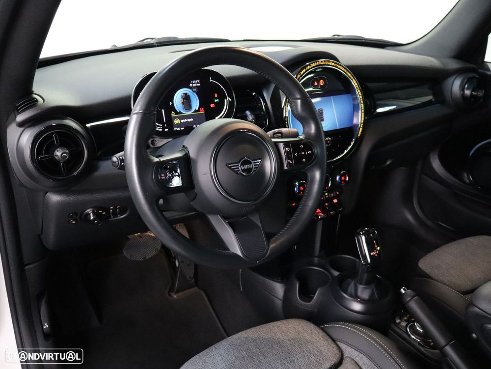 MINI Cabrio Cooper Auto - 10