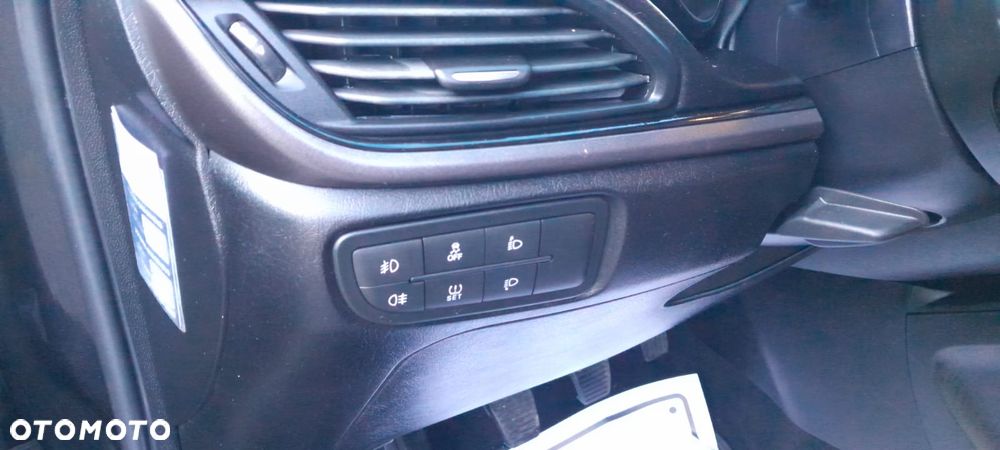 Fiat Tipo 1.4 T-Jet 16v Sport - 31