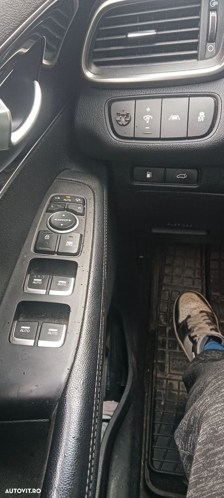 Kia Sorento 2.2 CRDi AWD Aut. Vision - 4