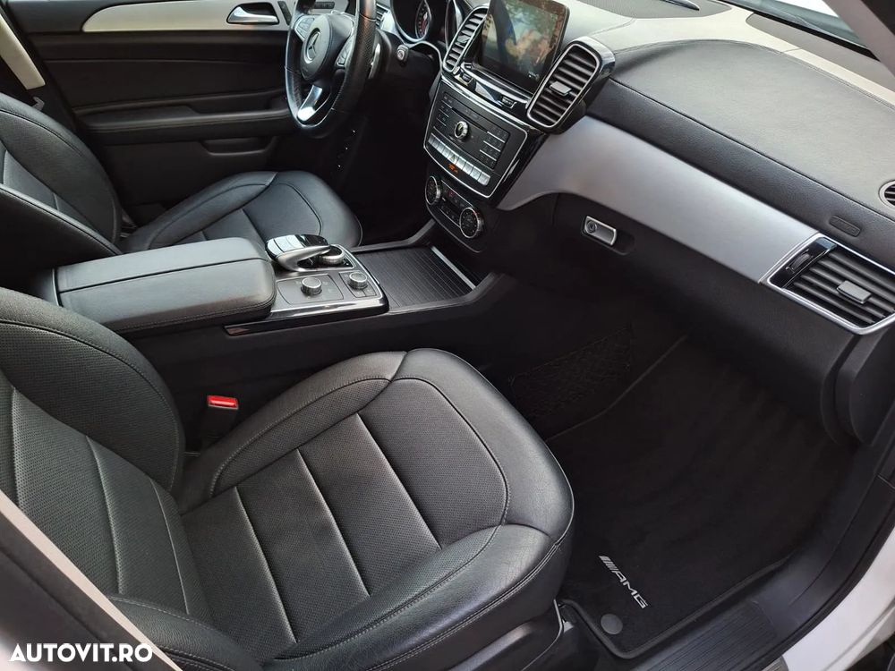 Mercedes-Benz GLS 400 4MATIC Aut - 11