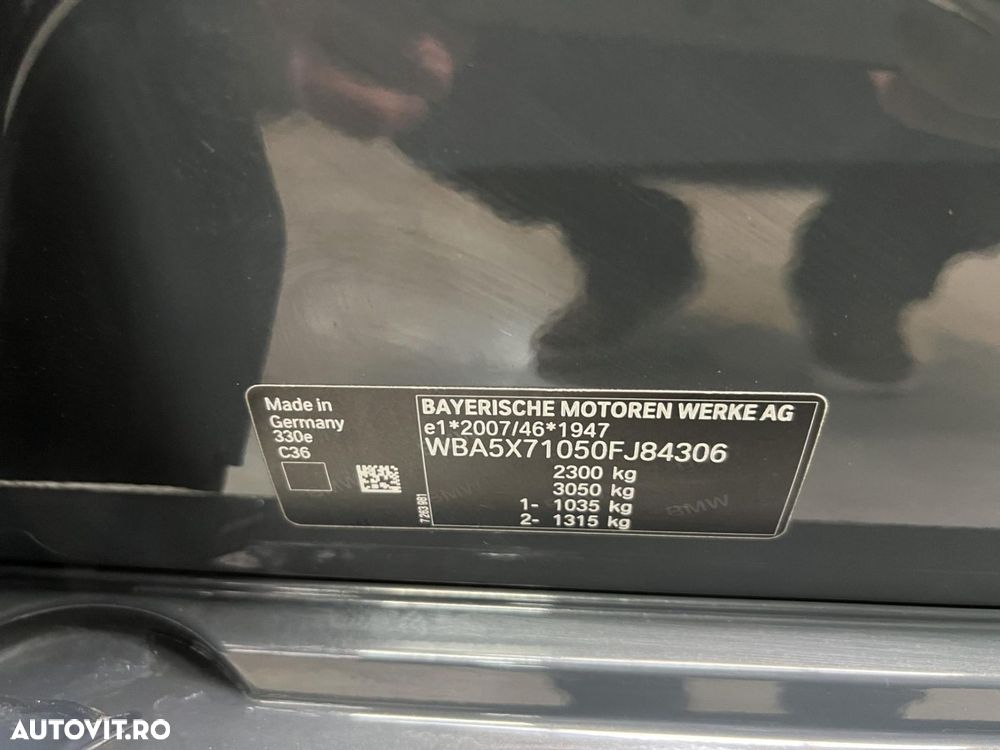 BMW Seria 3 330e Aut. M Sport - 9
