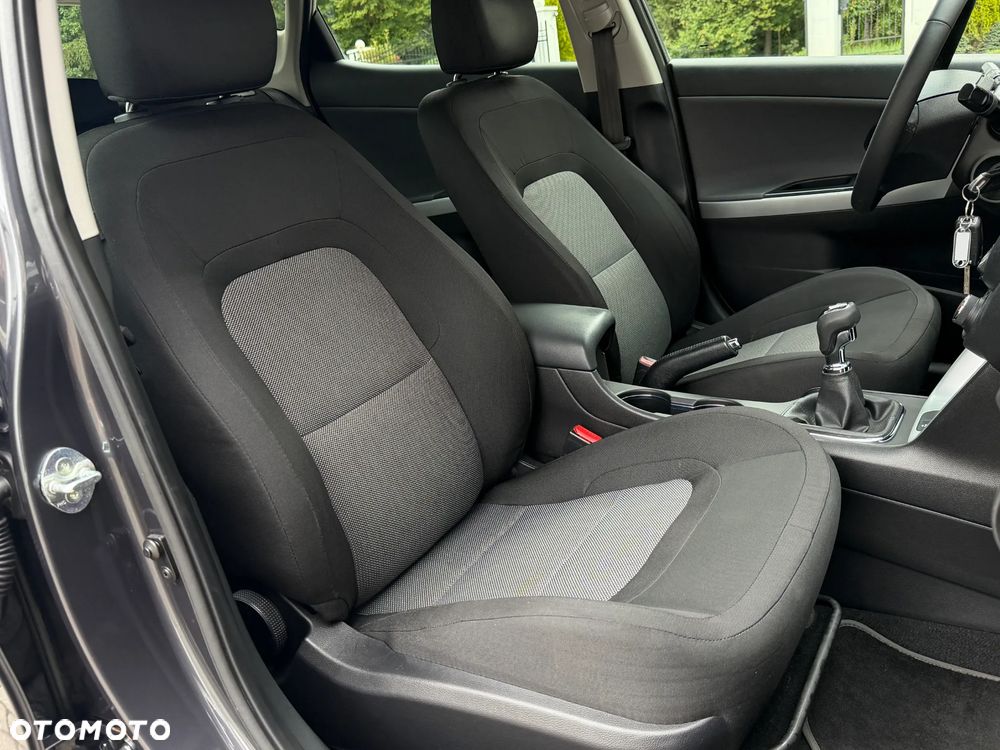 Kia Ceed 1.6 GDI Dream-Team Edition - 28