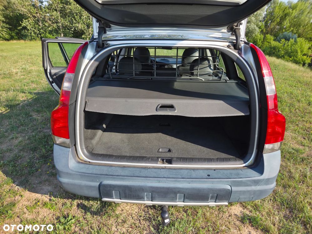 Volvo XC 70 D5 AWD Automatik - 13
