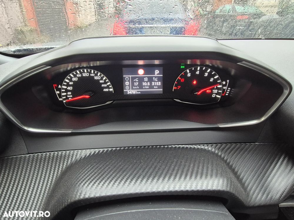 Peugeot 2008 2023 benzină, 14.500 € — imagine 6