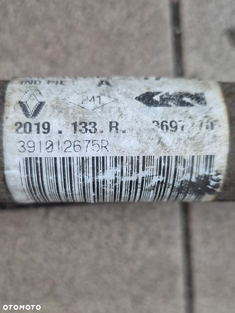 PÓŁOŚ LEWA KRÓTKA MASTER III MOVANO B  NV400 2.3 10r.+ - 2