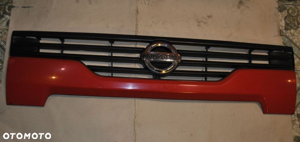 Atrapa Grill Cabstar 07-13 - 1