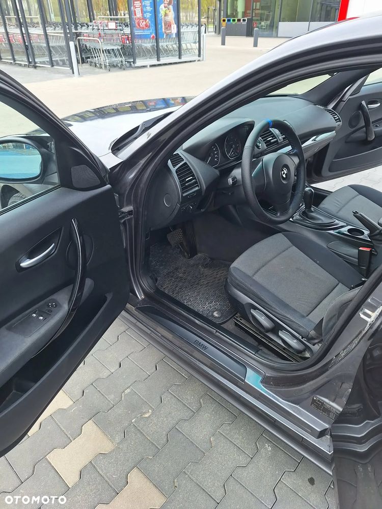 BMW Seria 1 - 12