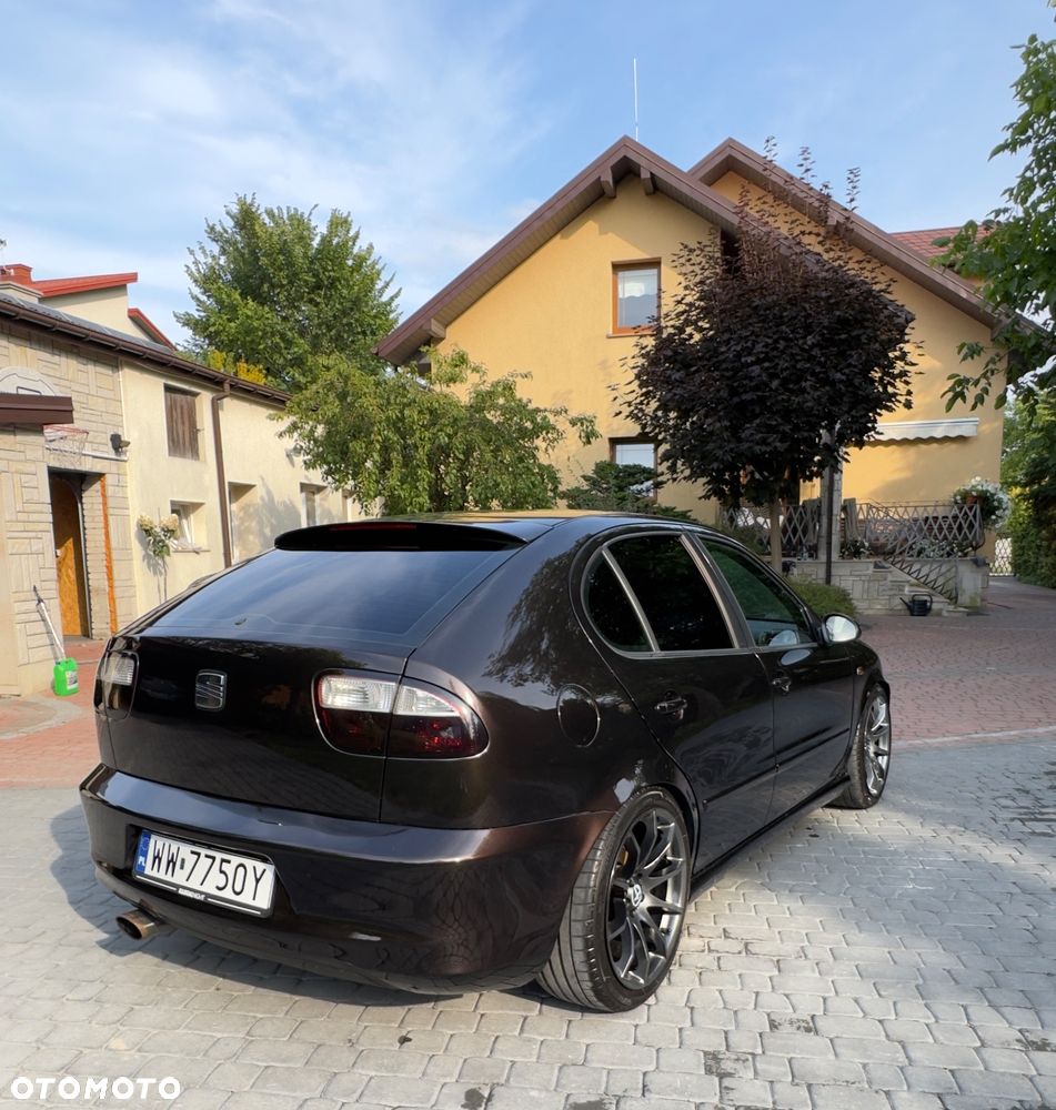 Seat Leon 1.8T Cupra R - 11