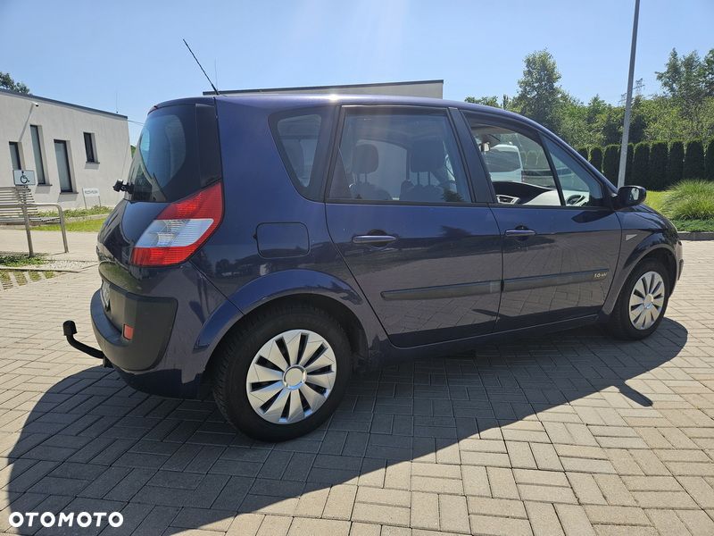 Renault Scenic 1.6 16V Confort Privilege - 3