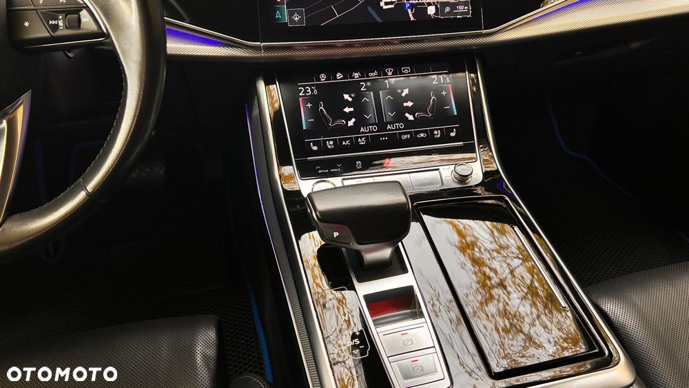 Audi Q8 - 21