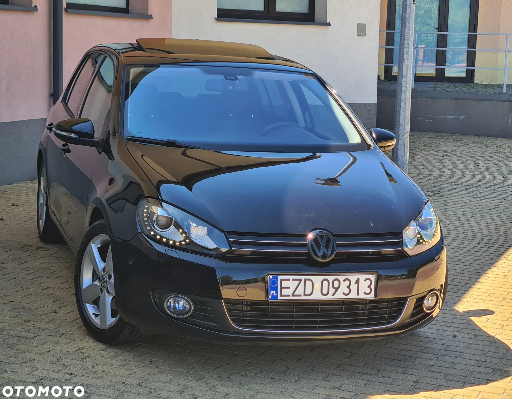Volkswagen Golf VI 2.0 TDI Highline - 6