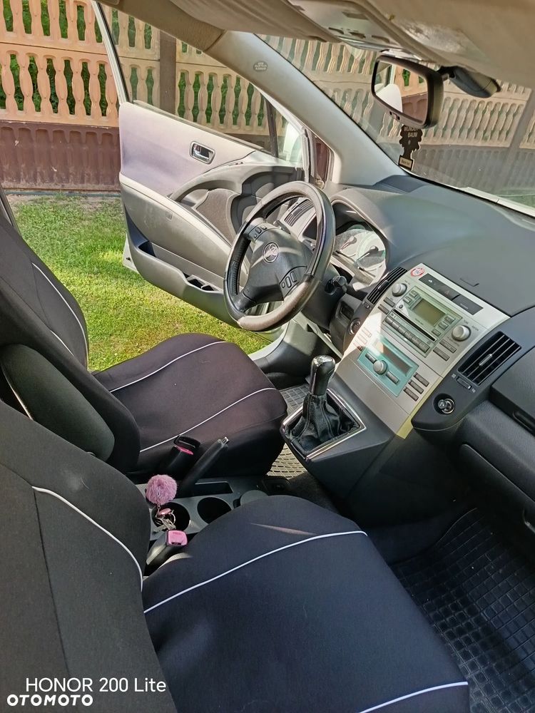 Toyota Corolla Verso 1.8 Prestige + 7os - 6