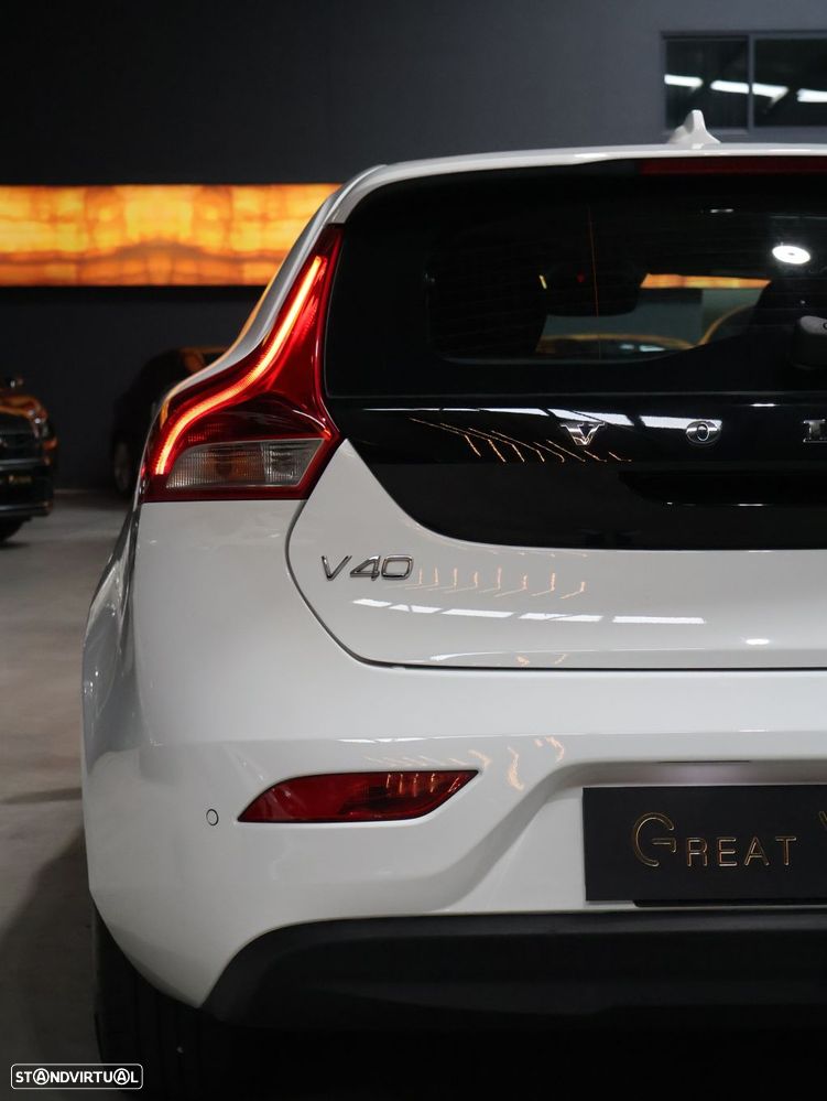 Volvo V40 1.6 D2 Momentum - 15