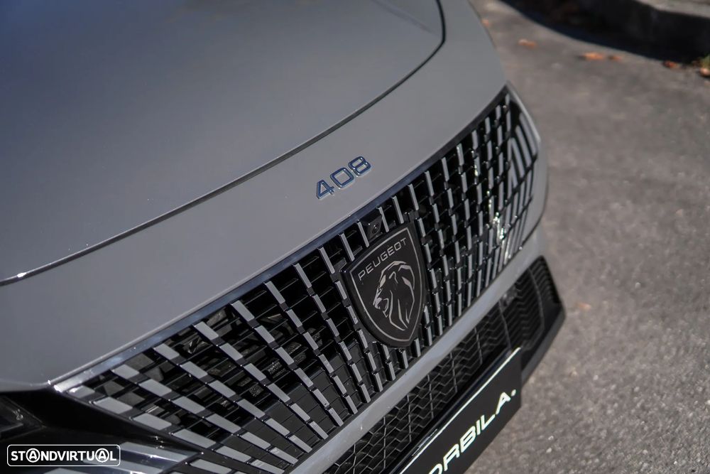 Peugeot 408 HYBRID 136 e-DSC6 GT - 19