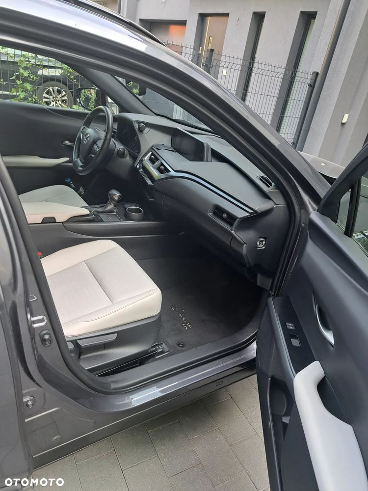 Lexus UX 250h GPF F Impression 2WD - 5