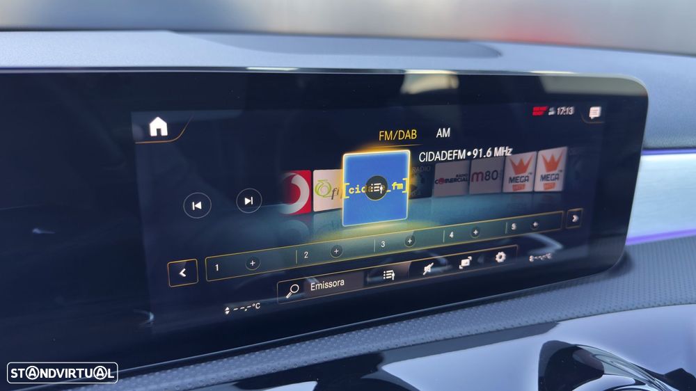 Mercedes-Benz A 250 Limousine e 8G-DCT AMG Line - 20